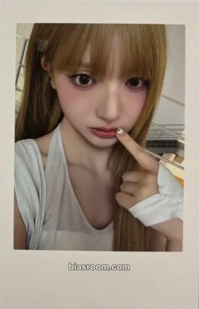 Yeonji LOVE&POP pt.1 Photocard - tripleS - tripleS K-pop photocard