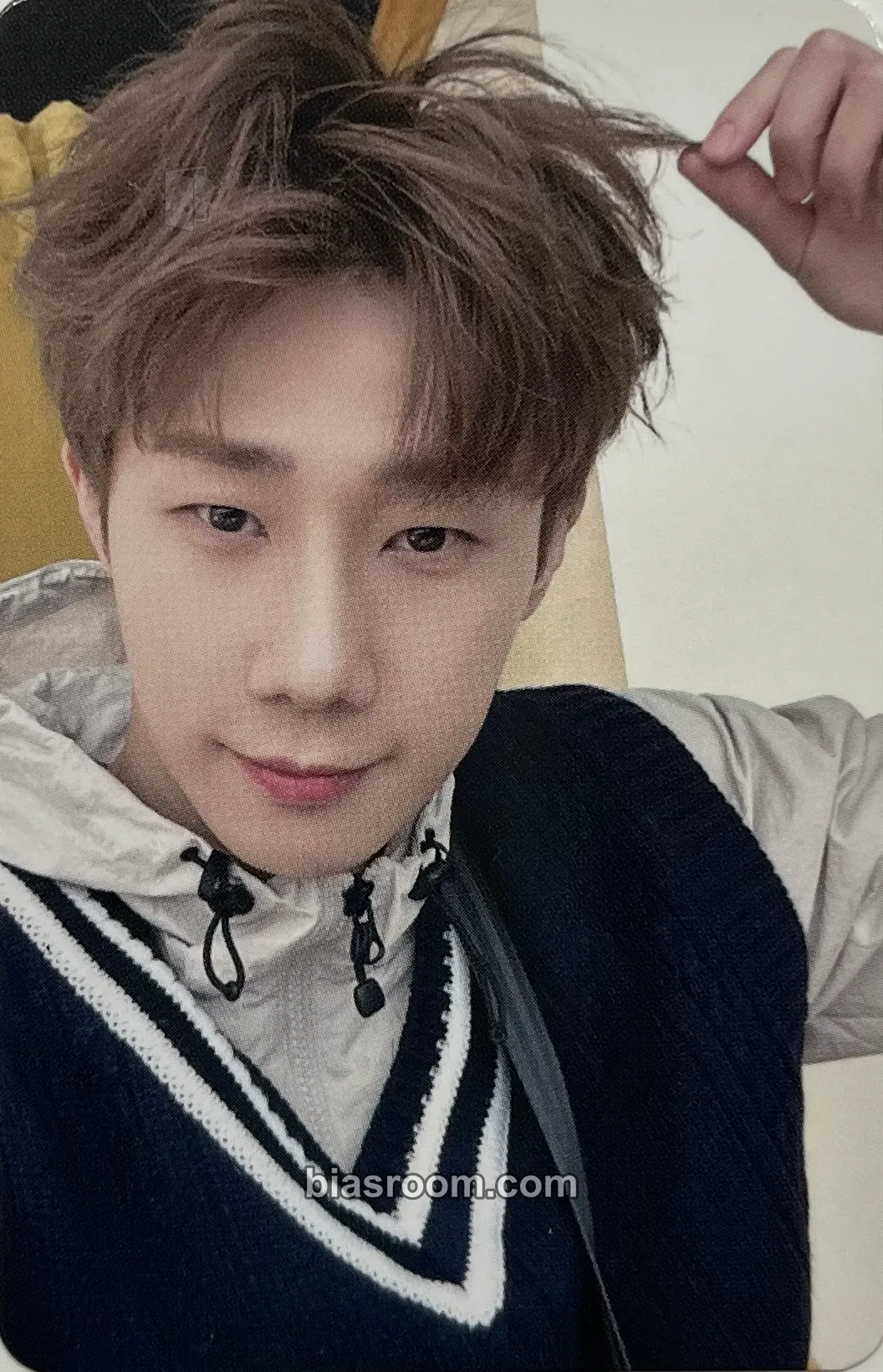 Sungkyu 2023 S/S Collection Photocard - INFINITE - INFINITE K-pop photocard