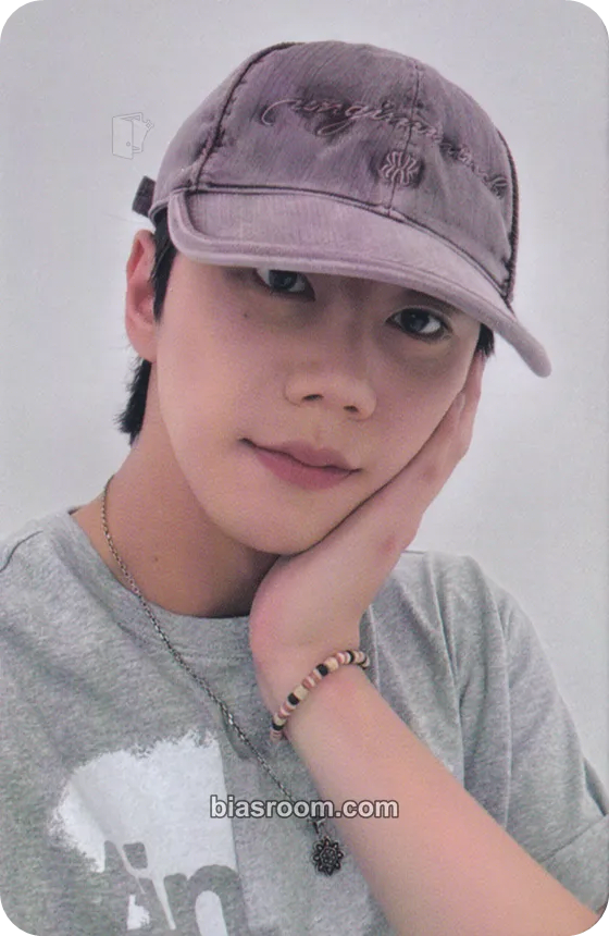 Jun 2025 FANMEETING ‘Scene by JUNYOUNG’ ASIA TOUR Photocard - Lee Jun Young - Lee Jun Young K-pop photocard
