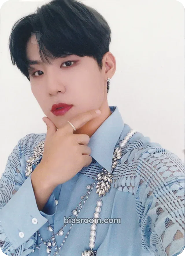 AB6IX - Woojin - SAVIOR Album album photocard B version standard version