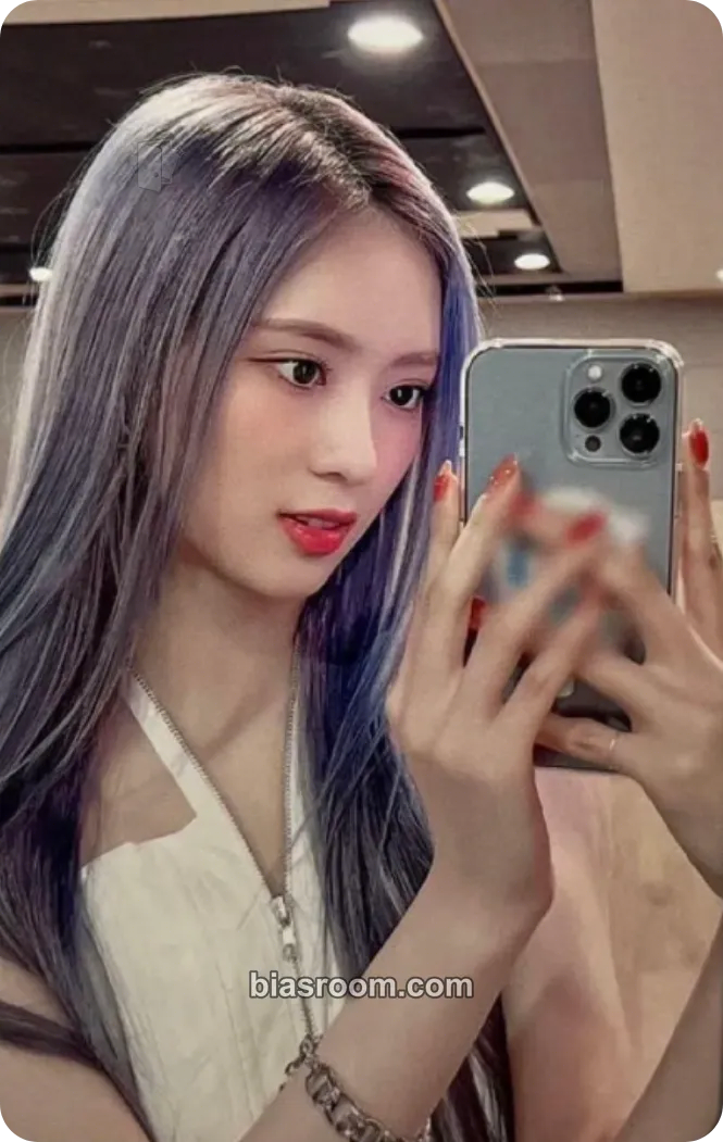 May Cherry Dash Photocard - Cherry Bullet - Cherry Bullet K-pop photocard