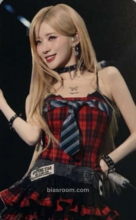 Asa LOVE MONSTERS Live Album (Physical Release Only) Photocard - BABYMONSTER - BABYMONSTER K-pop photocard