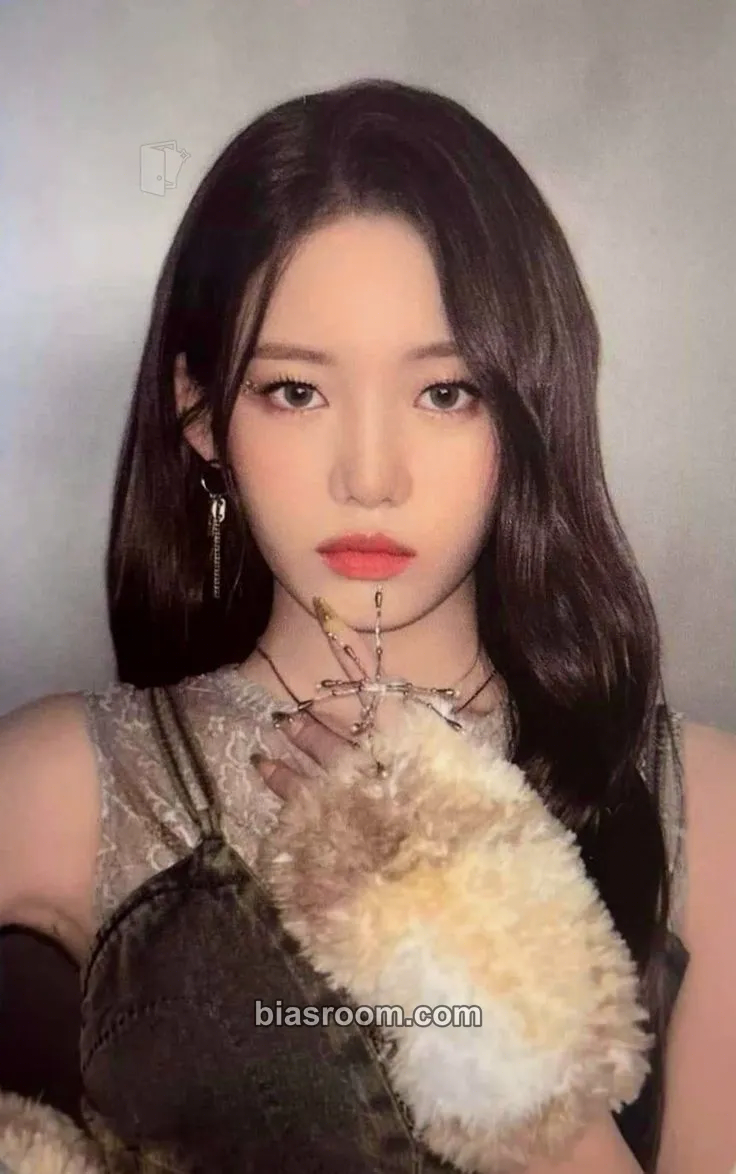 Rora BABYMONS7ER Photocard - BABYMONSTER - BABYMONSTER K-pop photocard