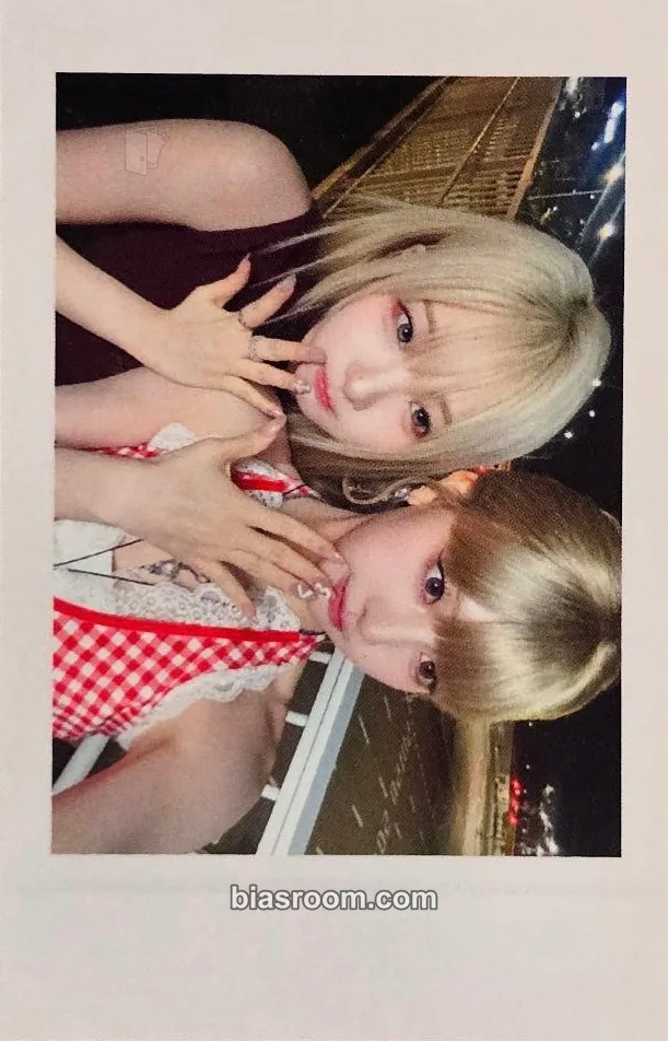 LOVE&POP pt.1 Photocard - tripleS - tripleS K-pop photocard