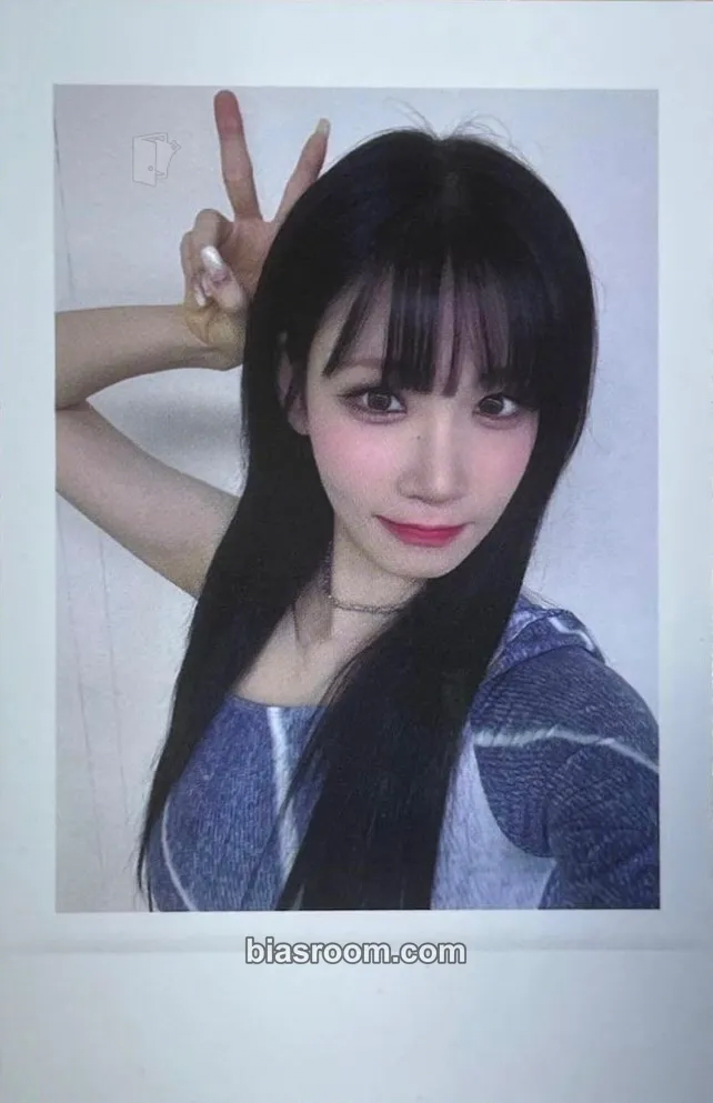 Nakyoung Photocards (tripleS) | Bias Room