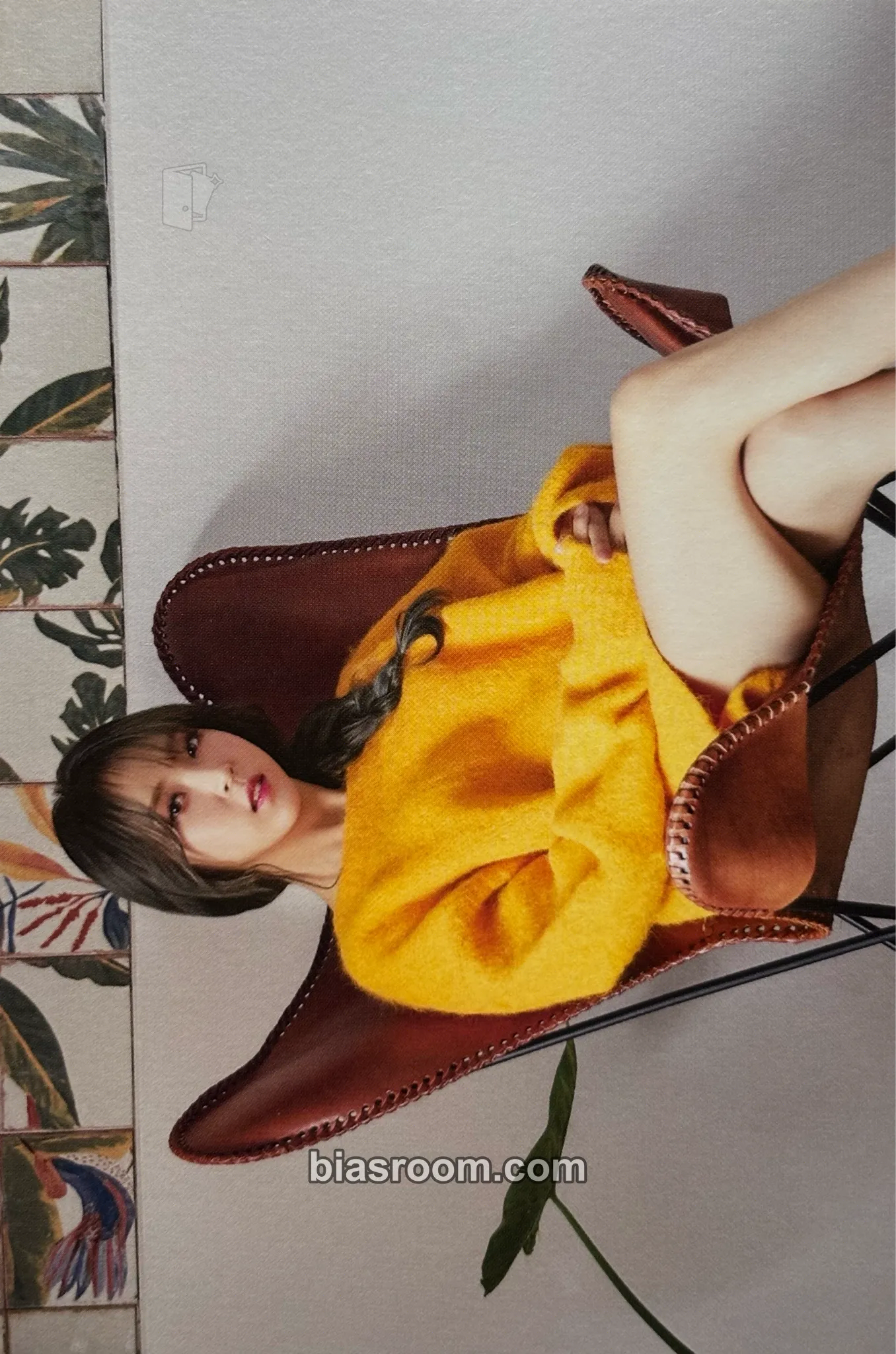 Moonbyul 2018 Season's Greetings Photocard - MAMAMOO - MAMAMOO K-pop photocard