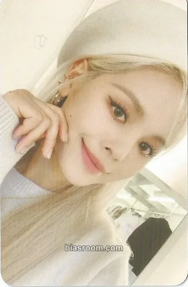 CLC - Sorn - 2021 Season's Greetings Other season's greetings merch photocard