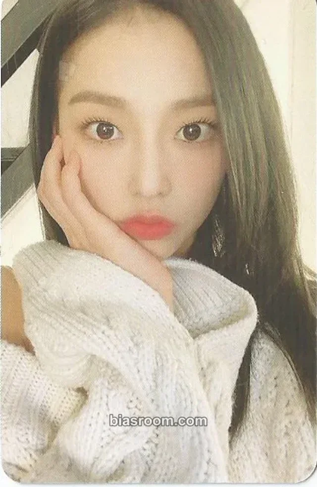 CLC - Yeeun - 2021 Season's Greetings Other season's greetings merch photocard