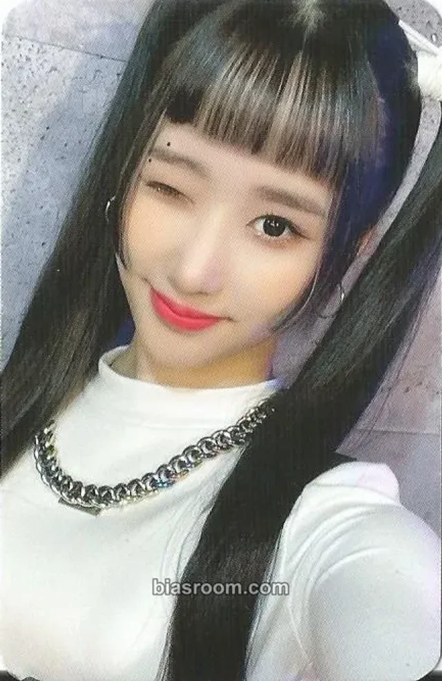 Yebin Hot Issue Issue Maker K-pop photocard
