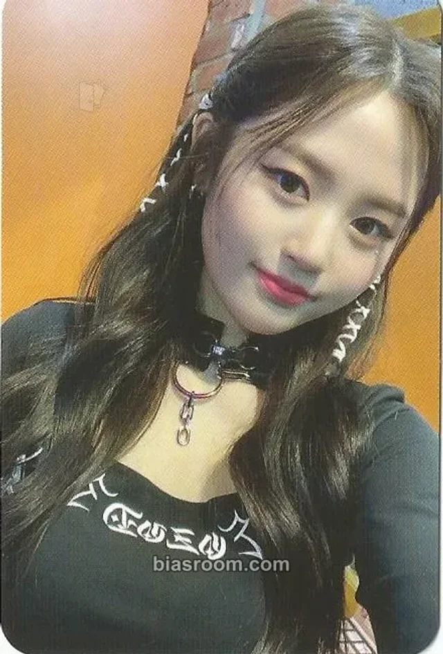 Dana Hot Issue Issue Maker K-pop photocard