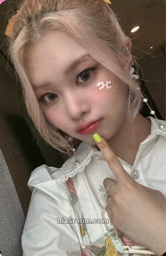 PURPLE KISS - Swan - Twenty Album everline fansign