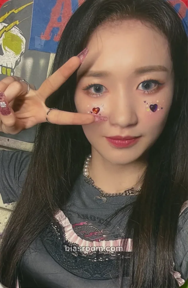 PURPLE KISS - Park Jieun - HIDE & SEEK Album dear my muse (dmm) pob (pre-order benefit)