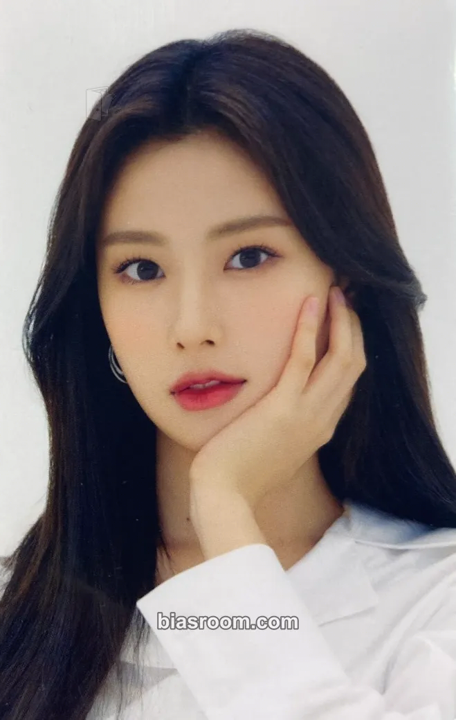 Hyewon ONE, THE STORY Photocard - IZ*ONE - IZ*ONE K-pop photocard