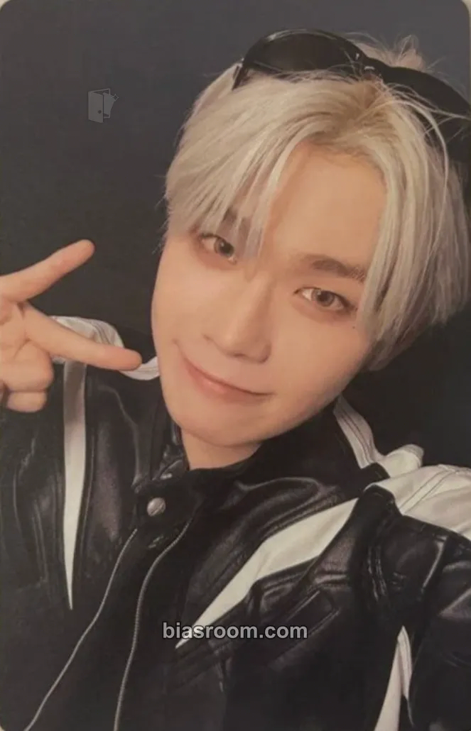 Taerae Iconik Photocard - ZEROBASEONE - ZEROBASEONE K-pop photocard