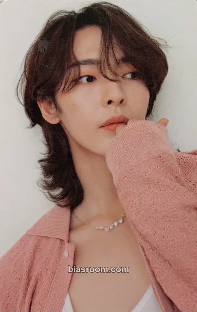 OnlyOneOf - KB - undergrOund idOl #2 Album album photocard