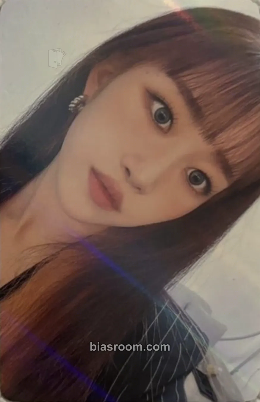 Yunseul Wanna Know Photocard - IRRIS - IRRIS K-pop photocard