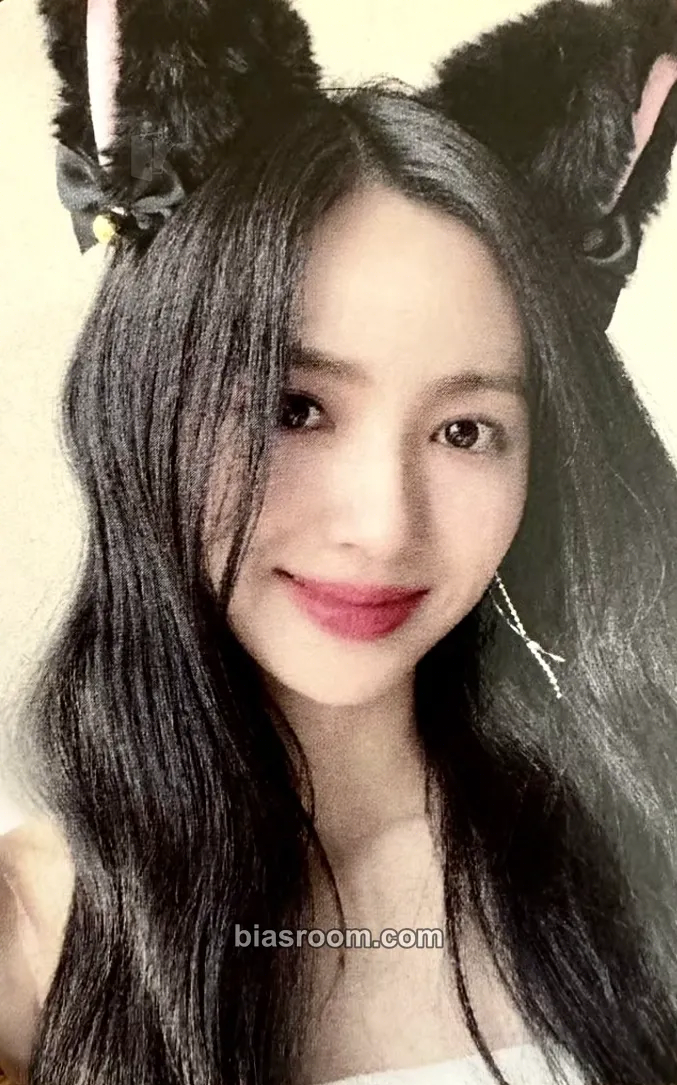 Huh Jiwon Cherry Dash Photocard - Cherry Bullet - Cherry Bullet K-pop photocard
