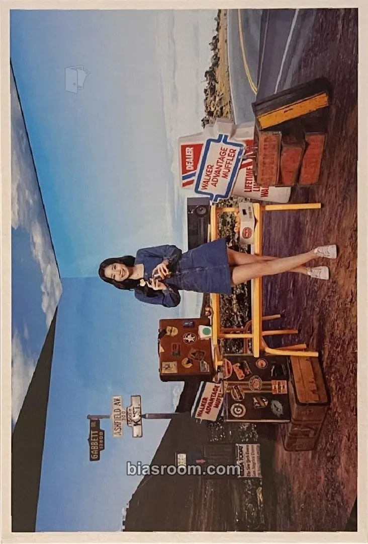 Dahyun D'FESTA Exhibition Photocard - TWICE - TWICE K-pop photocard