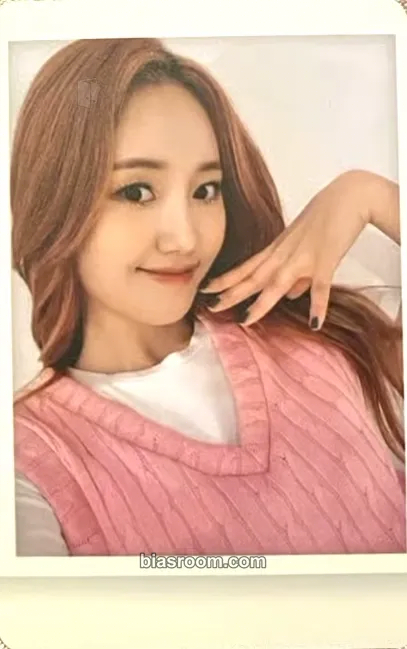 Haeyoon Cherry Wish Photocard - Cherry Bullet - Cherry Bullet K-pop photocard