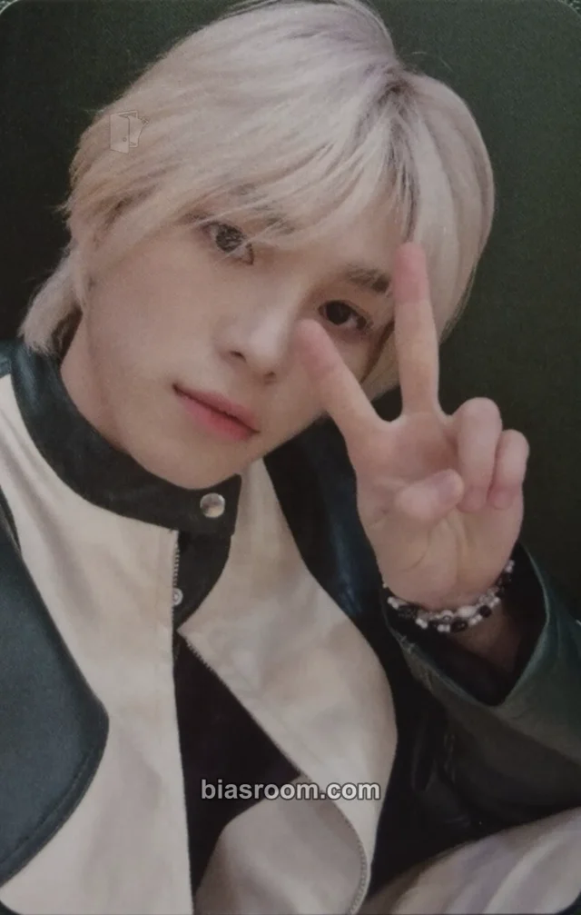 CMDM - NoYul - Back To The Future Album album photocard special version