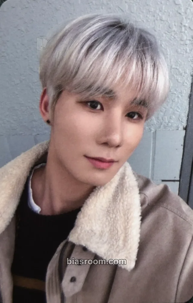CMDM - Sihun - Back To The Future Album album photocard special version
