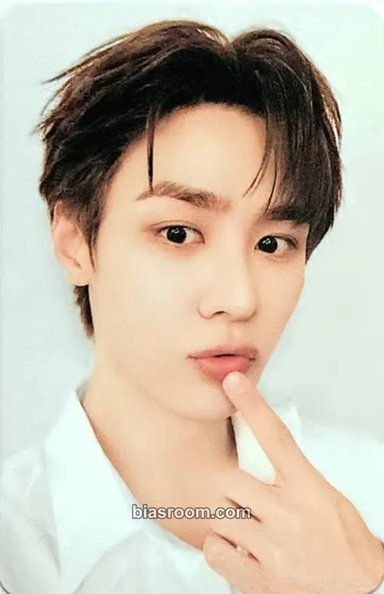 Kun 2025 WayV Concert Tour NO Way OUT Photocard - WayV - WayV K-pop photocard