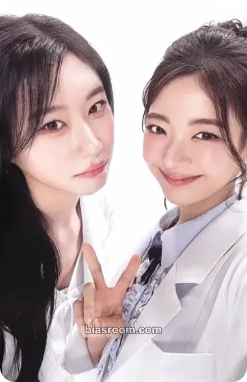 ITZY Official Fanclub MIDZY 5th Generation Photocard - ITZY - ITZY K-pop photocard