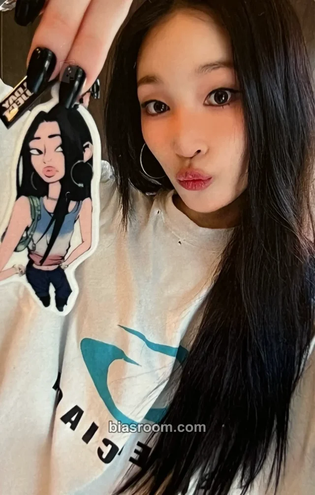 Annie ALLDAY PROJECT FAMOUS K-pop photocard