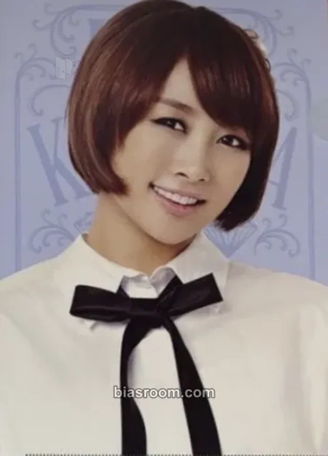 KARA - Nicole - KARASIA 2nd Japan Tour Event L holder