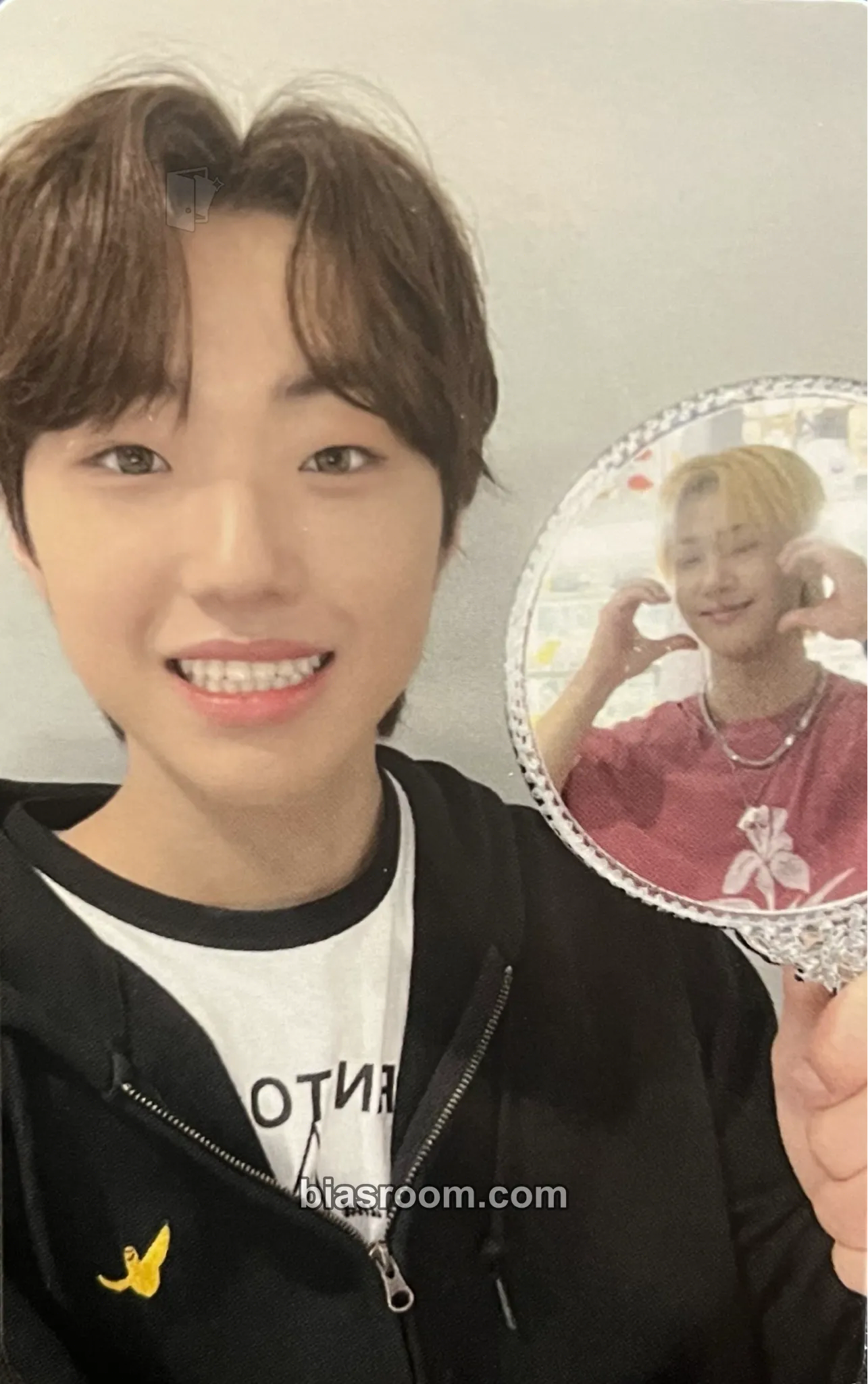 Junyong Catch The Young : Fragments of Odyssey Photocard - CATCH THE YOUNG - CATCH THE YOUNG K-pop photocard