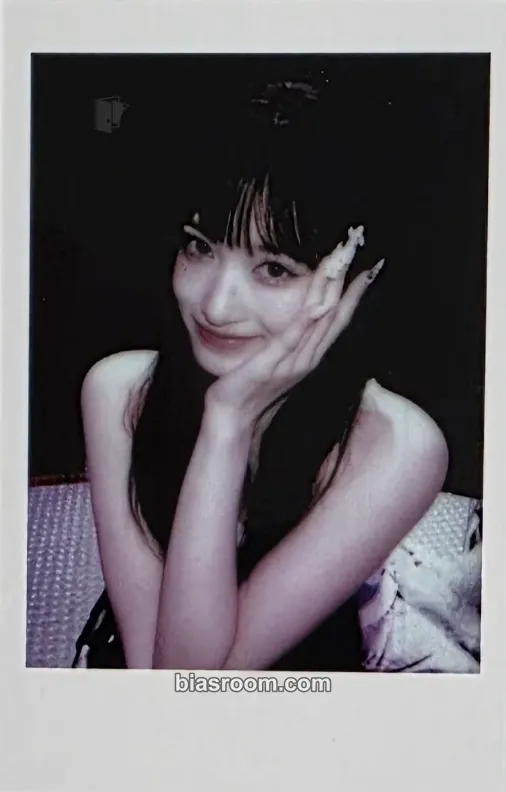 Leeseo IVE SECRET Photocard - IVE - IVE K-pop photocard
