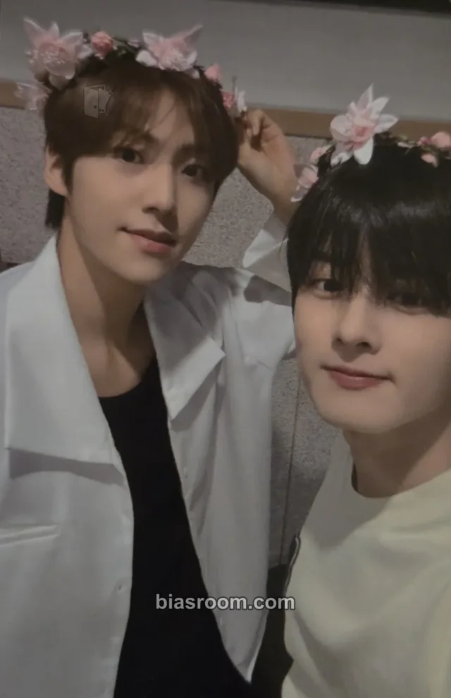 Younite - Eunsang & Woono - YOUNITE 1st Concert: Youniverse : Connected Event concert concert exclusive