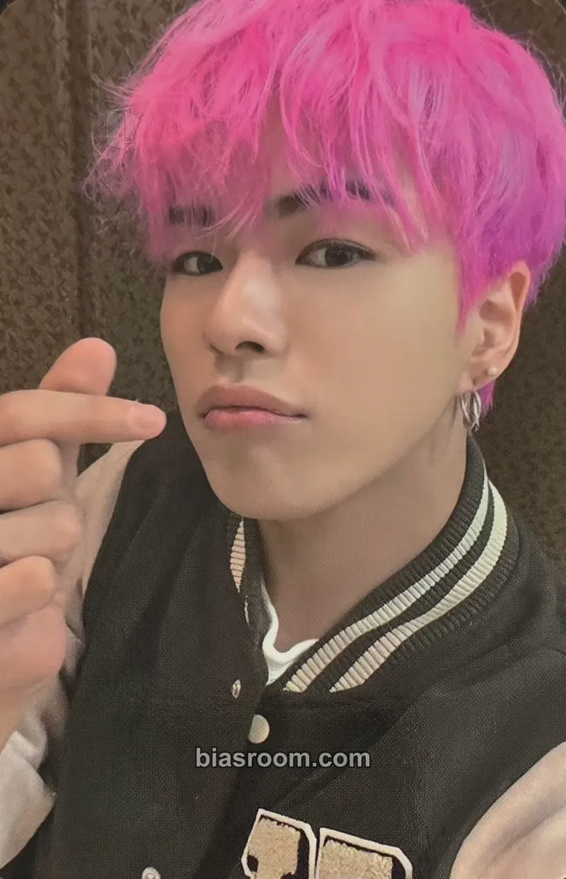 Yoon Jaehyuk Hello Tour Photocard - TREASURE - TREASURE K-pop photocard