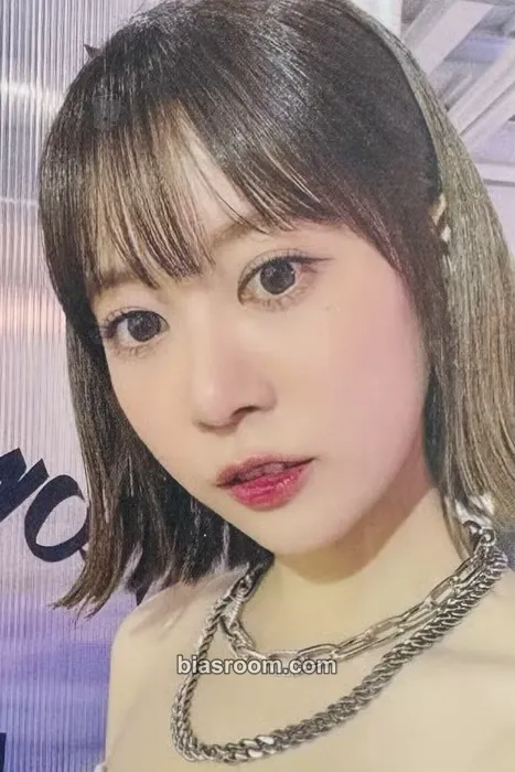 Bora Cherry Dash Photocard - Cherry Bullet - Cherry Bullet K-pop photocard