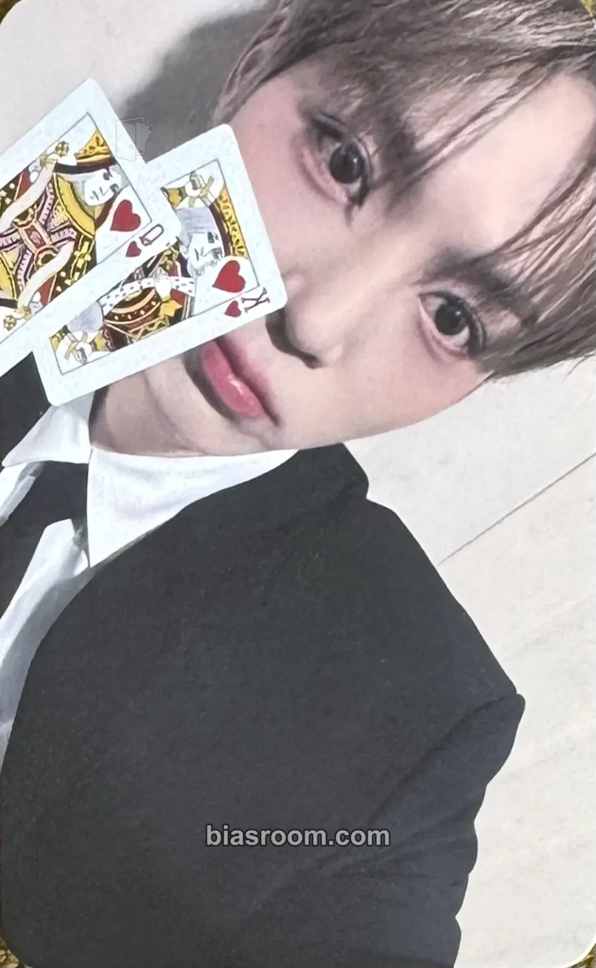 Minje Smoke Point Photocard - ALL(H)OURS - ALL(H)OURS K-pop photocard