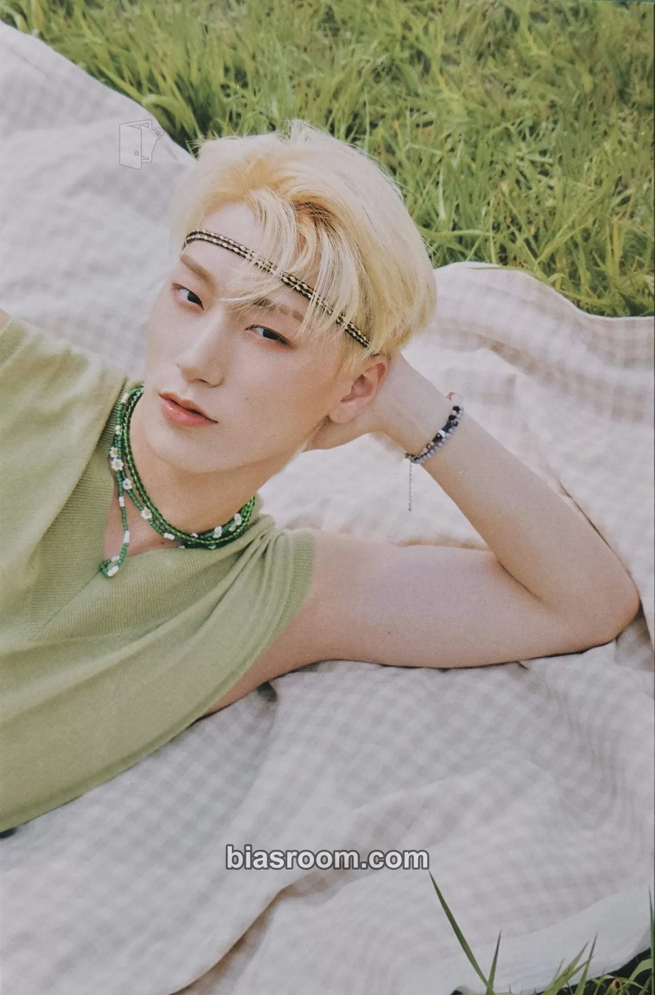 San 2022 SUMMER PHOTOBOOK Photocard - ATEEZ - ATEEZ K-pop photocard