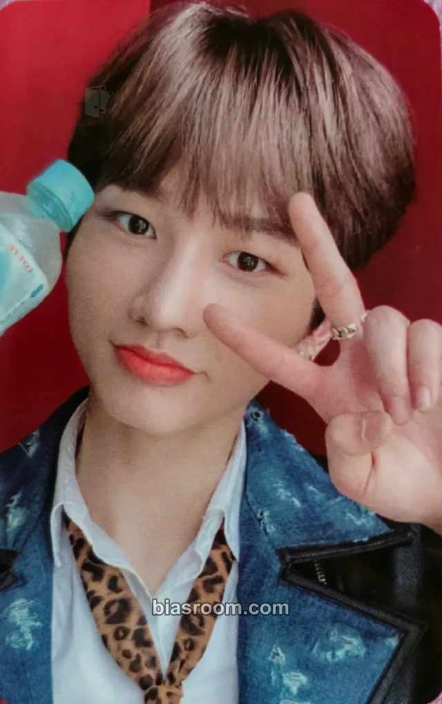 TO1 - Jisu - REASON FOR BEING: Benevolence Album mymusictaste (mmt) fansign