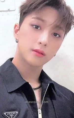 Joo Chan AURA Photocard - Golden Child - Golden Child K-pop photocard