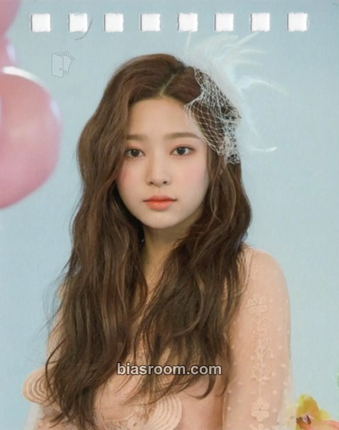 Minju 1st PHOTOBOOK “SECRET TIME” Photocard - IZ*ONE - IZ*ONE K-pop photocard