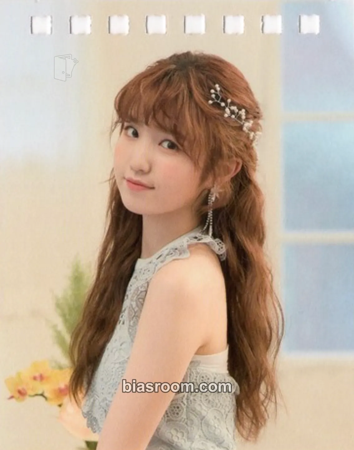 Hitomi 1st PHOTOBOOK “SECRET TIME” Photocard - IZ*ONE - IZ*ONE K-pop photocard