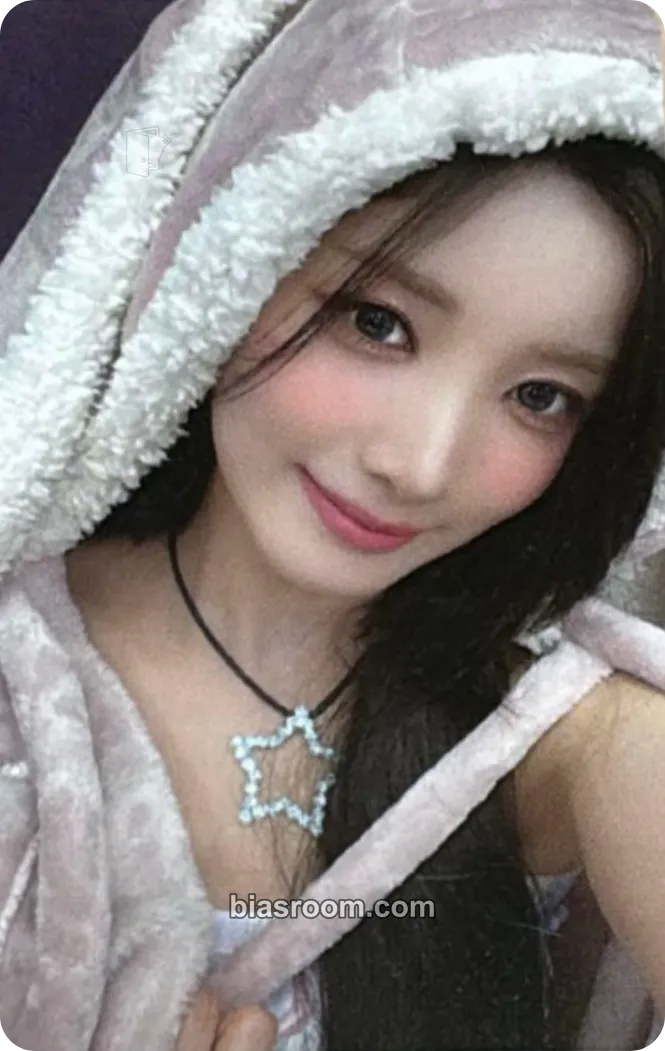 Yuki 7+Up Photocard - EL7Z UP - EL7Z UP K-pop photocard