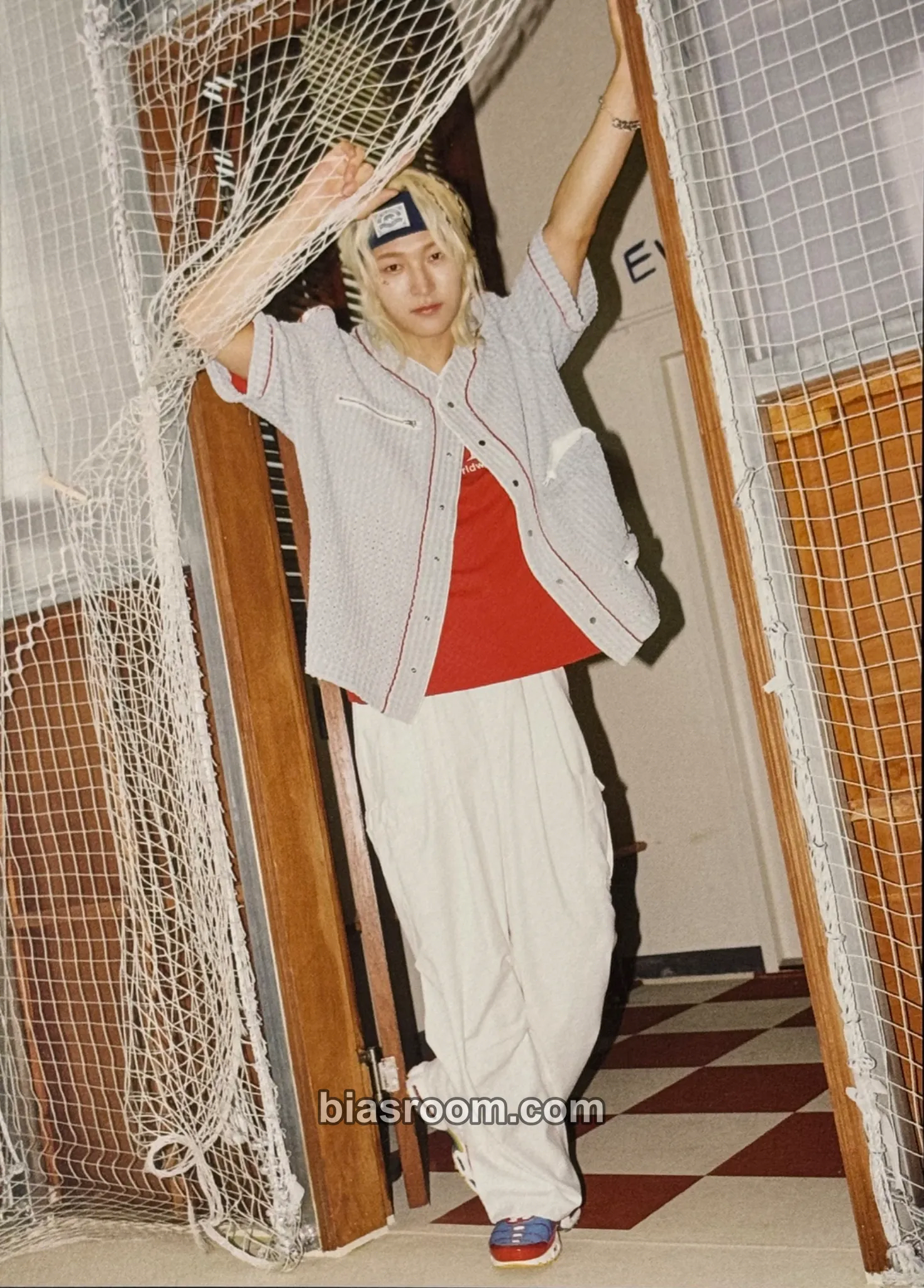 JunJi Ultra lyOn 3rd Membership Kit - Tennis Club Photocard - OnlyOneOf - OnlyOneOf K-pop photocard