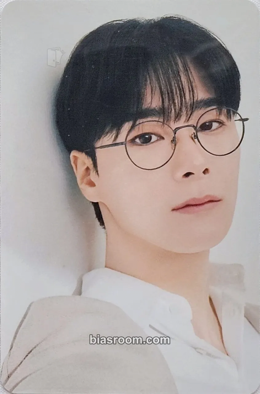 Moonbin Moon Bin x GIVERNY Photocard - ASTRO - ASTRO K-pop photocard