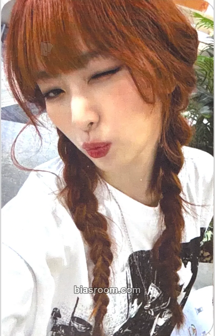 Seulgi Happiness: My Dear, ReVe1uv Photocard - Red Velvet - Red Velvet K-pop photocard