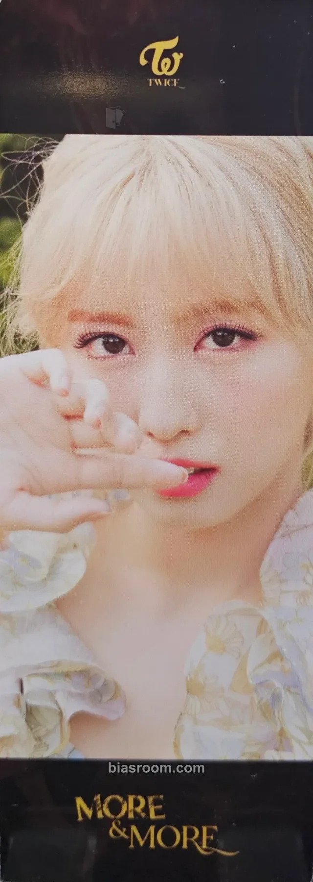 TWICE - Momo - MORE & MORE Album bookmark pob (pre-order benefit) synnara