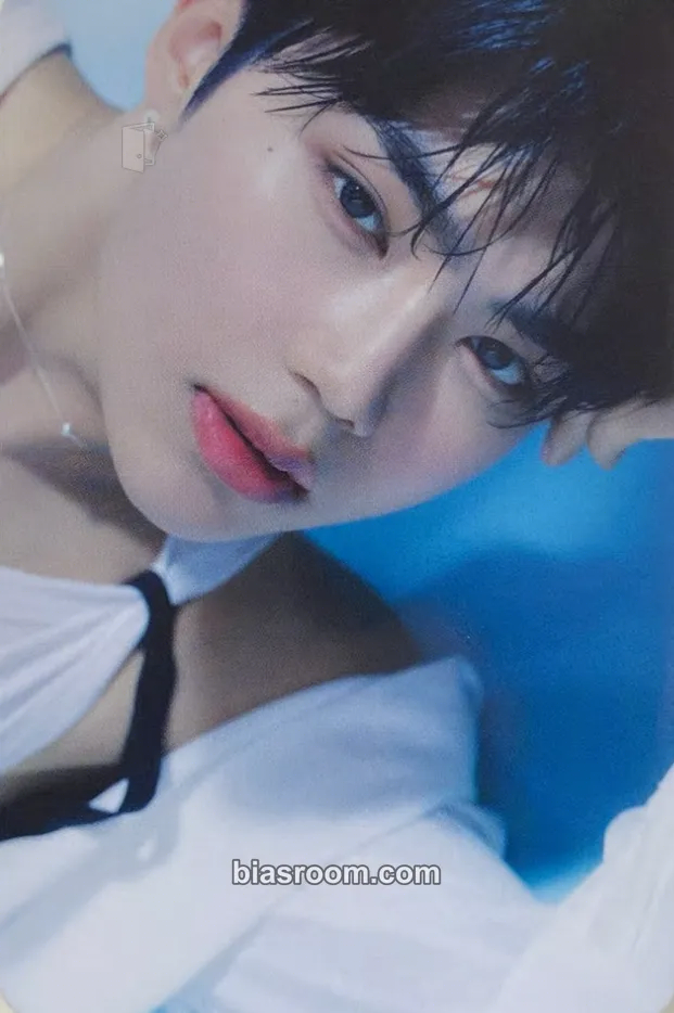 Gunwook You Had Me at Hello Photocard - ZEROBASEONE - ZEROBASEONE K-pop photocard