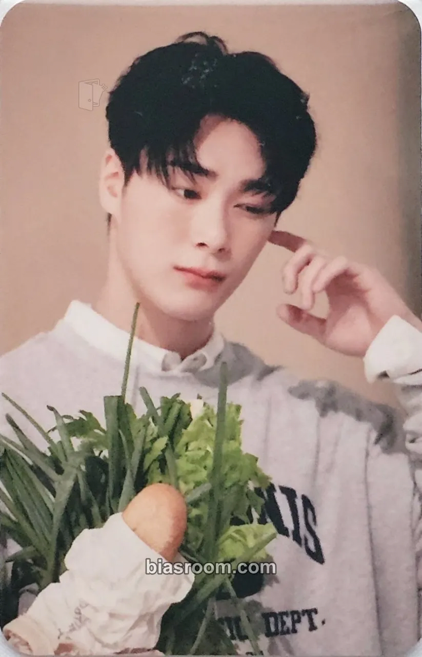 Moonbin Moonbin x NEIKIDNIS Photocard - ASTRO - ASTRO K-pop photocard