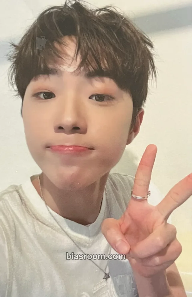 CATCH THE YOUNG - Junyong - Dream It Album album photocard