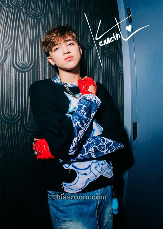 Santos Bravos - Kenneth - DUAL Album hello82 entrance / attendance benefit postcard offline