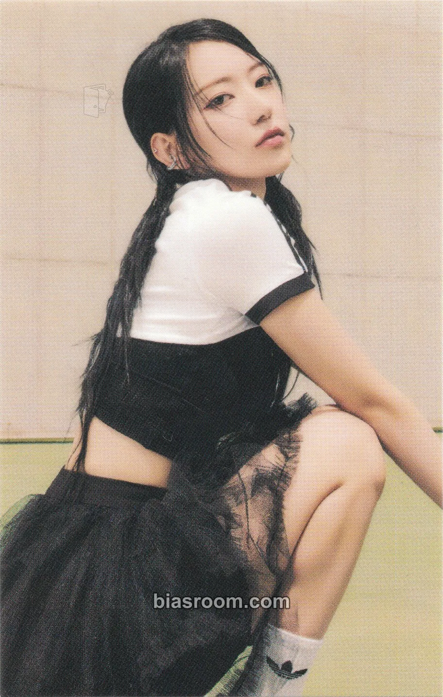 Sakura UNFORGIVEN (Japanese Ver) Photocard - LE SSERAFIM - LE SSERAFIM K-pop photocard